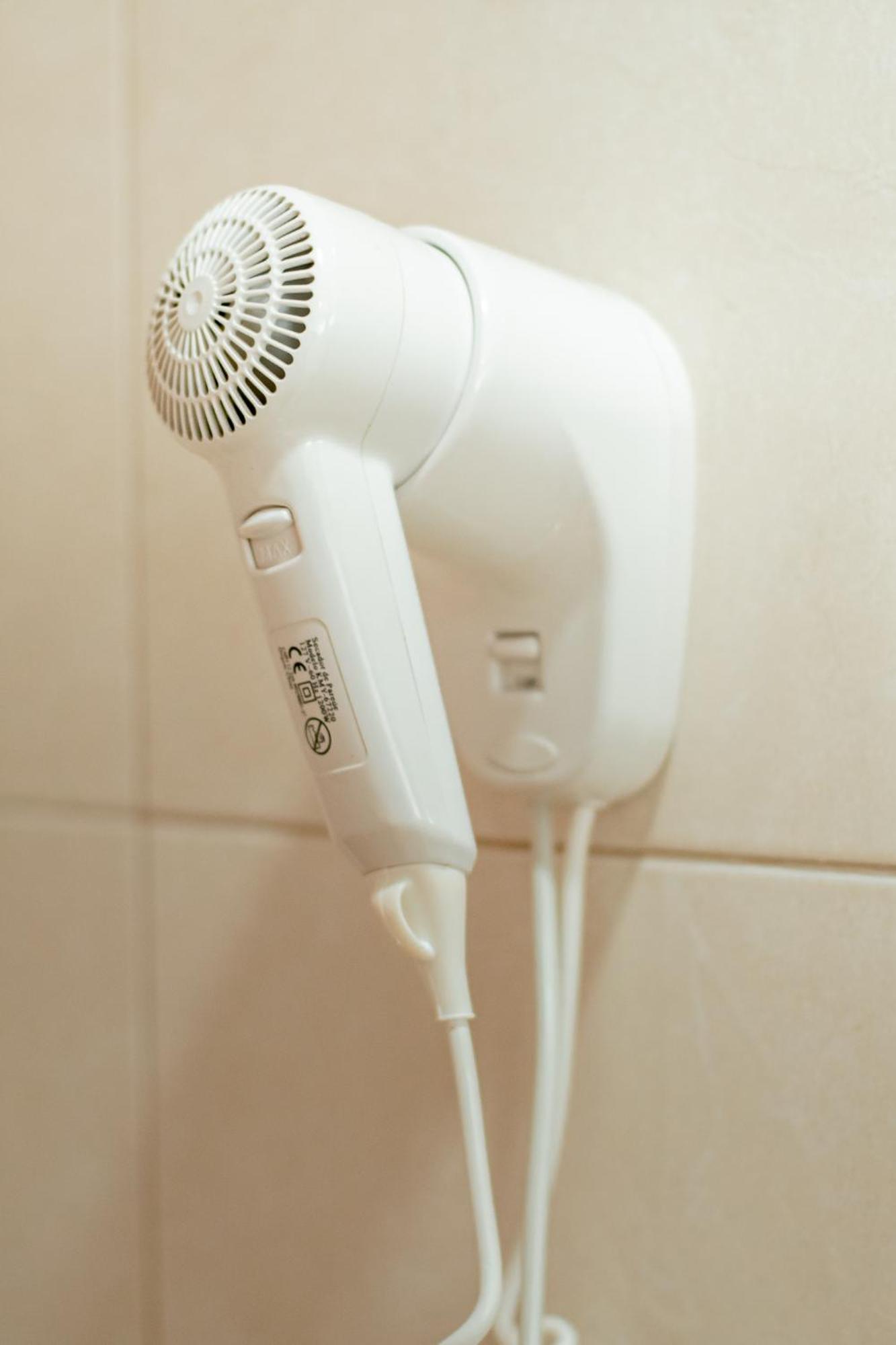 Luds Comfort Hotel ポンタ・グロッサ 部屋 写真