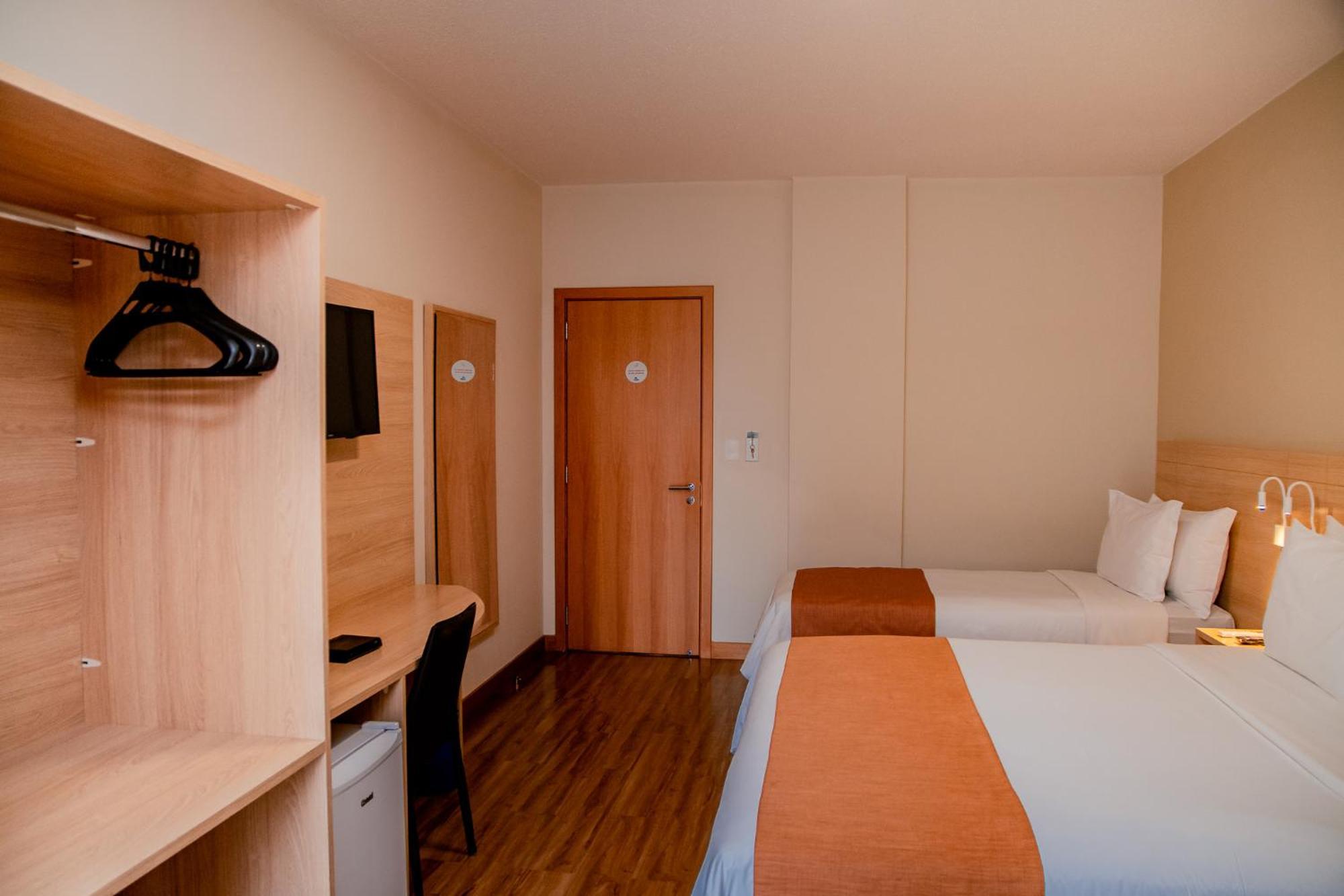 Luds Comfort Hotel ポンタ・グロッサ エクステリア 写真
