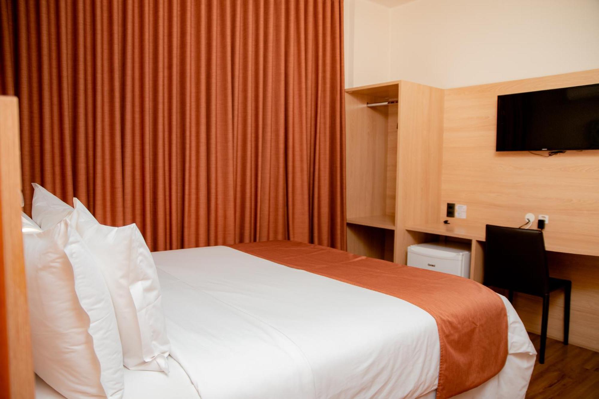 Luds Comfort Hotel ポンタ・グロッサ エクステリア 写真